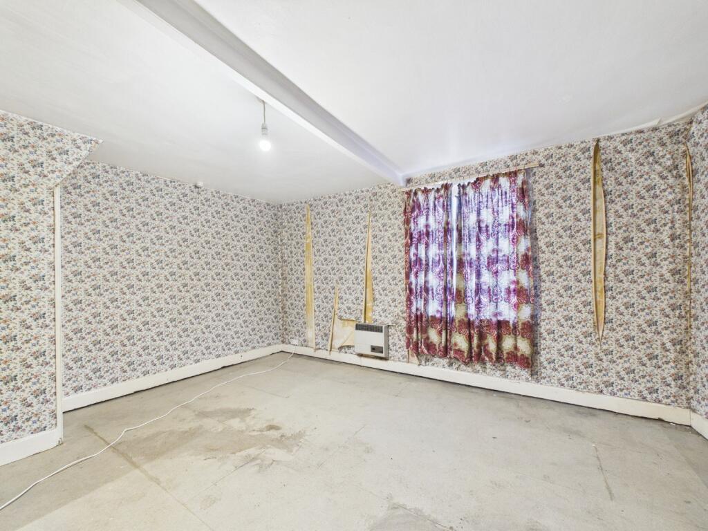 House in York, Nafferton - View 5