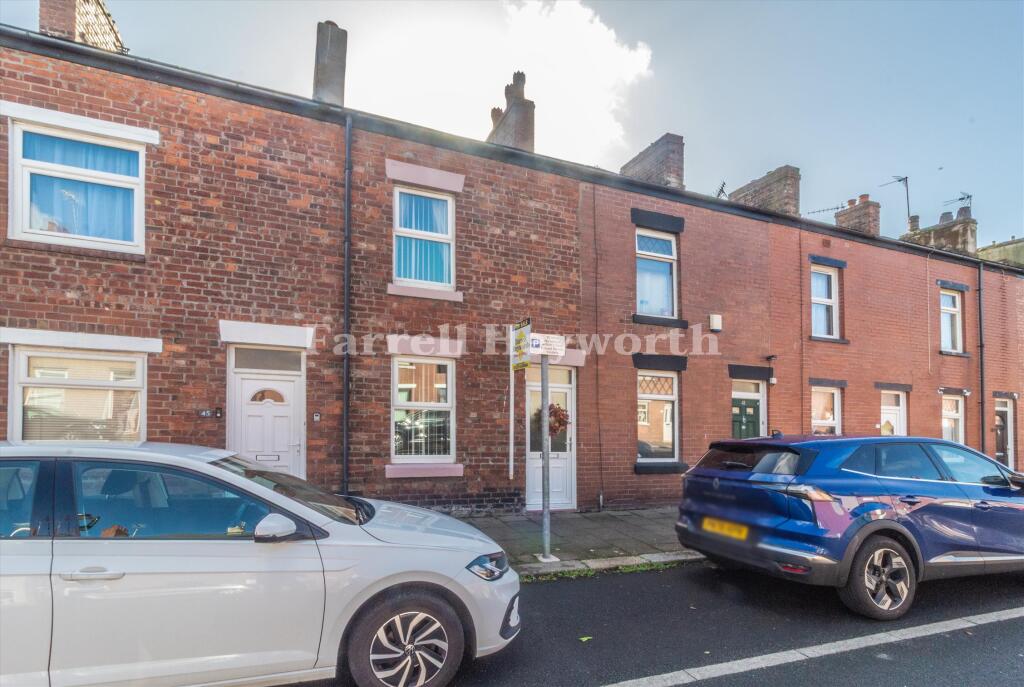 2-bed house on St. Vincent Street, Barrow In Furness, £99,950