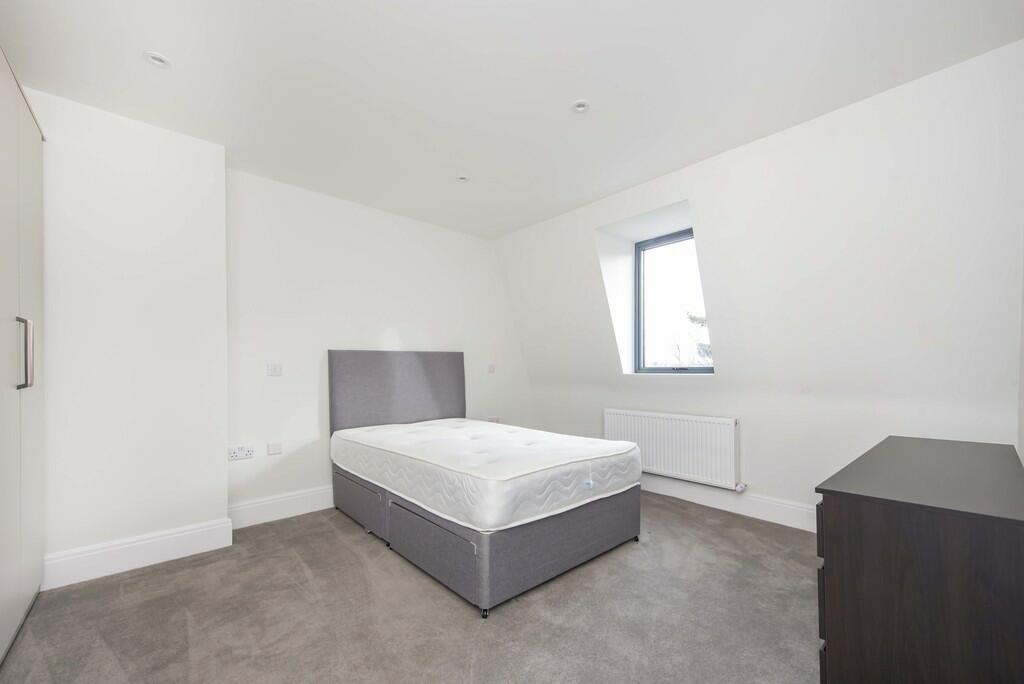 Apartment in London, Ickenham - View 5