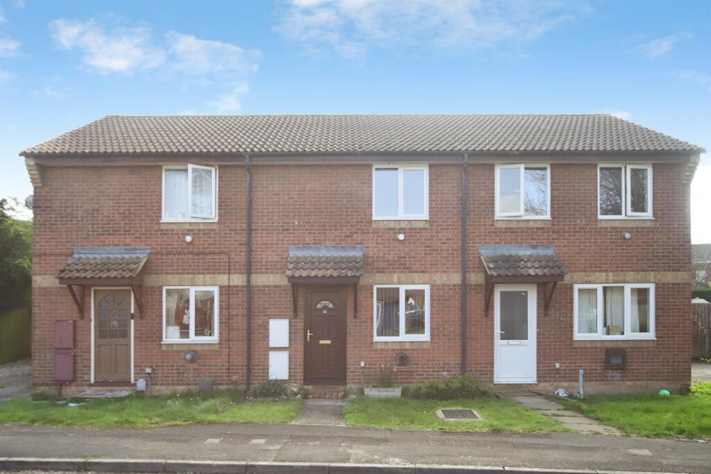 Main image of property: Chelmer Close, Taunton