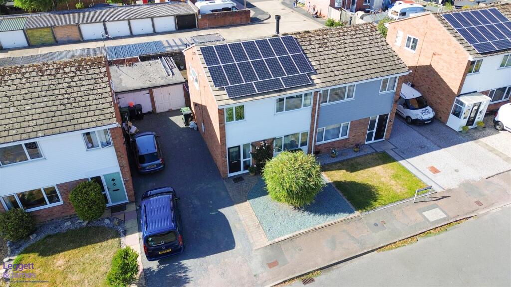 House in Wychavon, Honeybourne - More