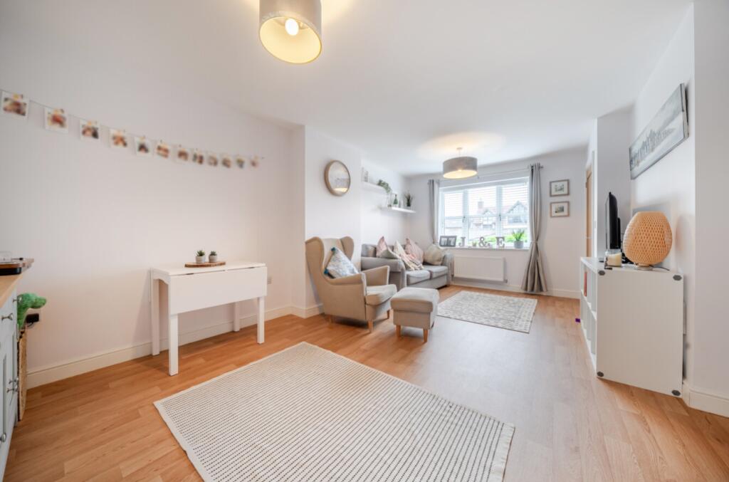 House in West Lindsey, Nettleham CP - More