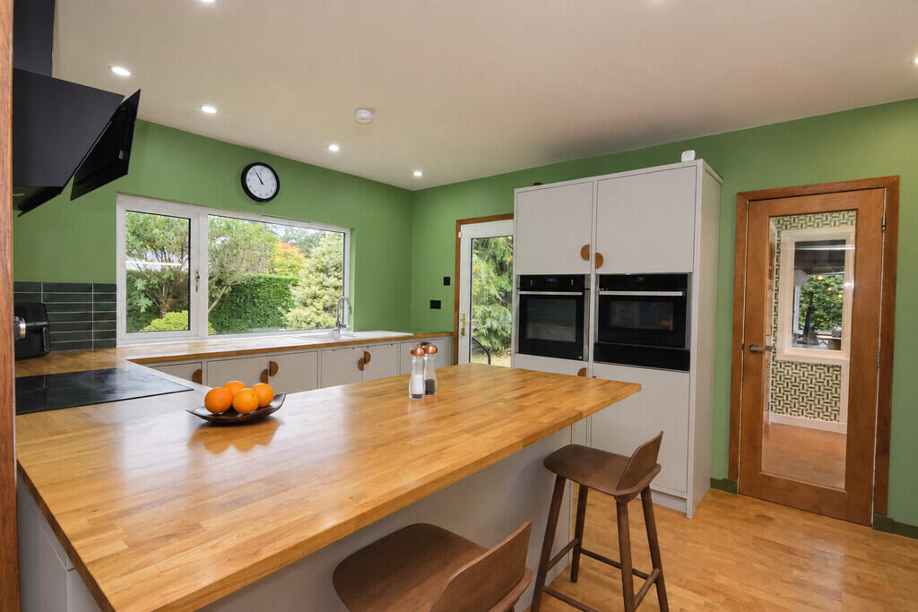 House in Perth - View 3