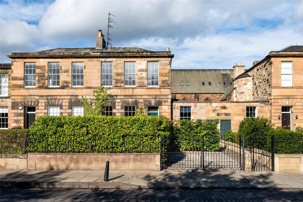 6-bed semi-detached on Brighton Place, Edinburgh, Midlothian, £850,000