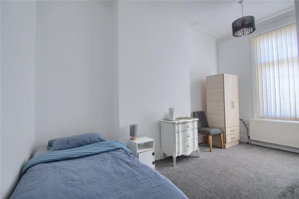 House in Stockton-on-Tees - More