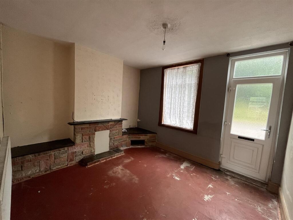 House in Swadlincote, Newhall - View 4