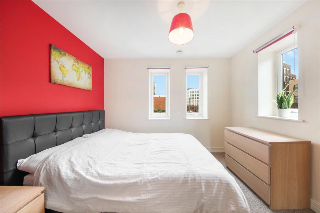 Apartment in London - View 4