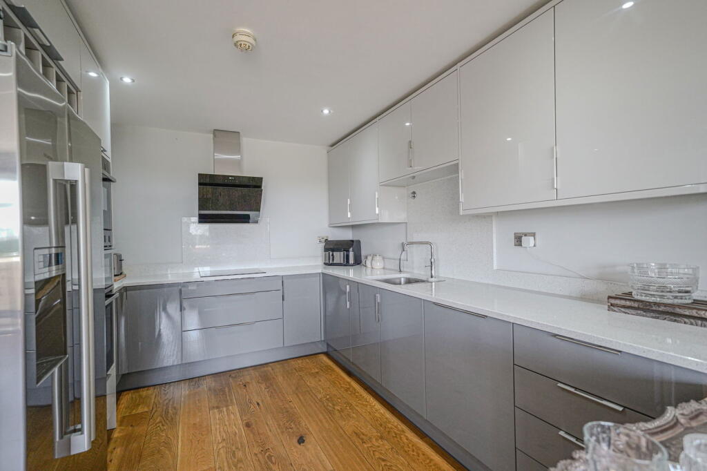 Additional image 8 of Waters Edge, Dickens Heath, Solihull, B90 1UE