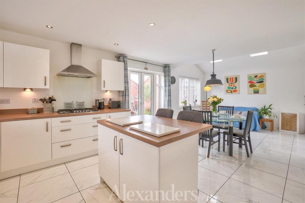 Dickinson Close, Ashby-De-La-Zouch photo 2