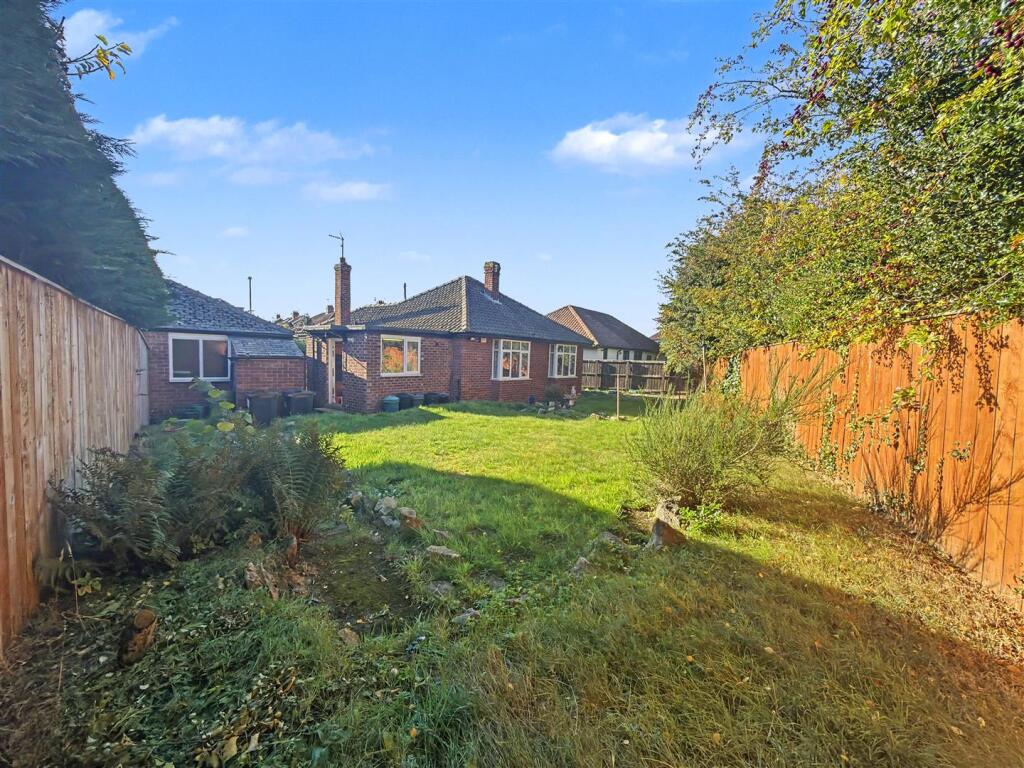Draycote Crescent, Darlington photo 4