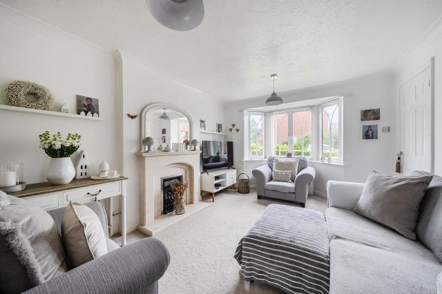 House in Thatcham, Colthrop - View 2