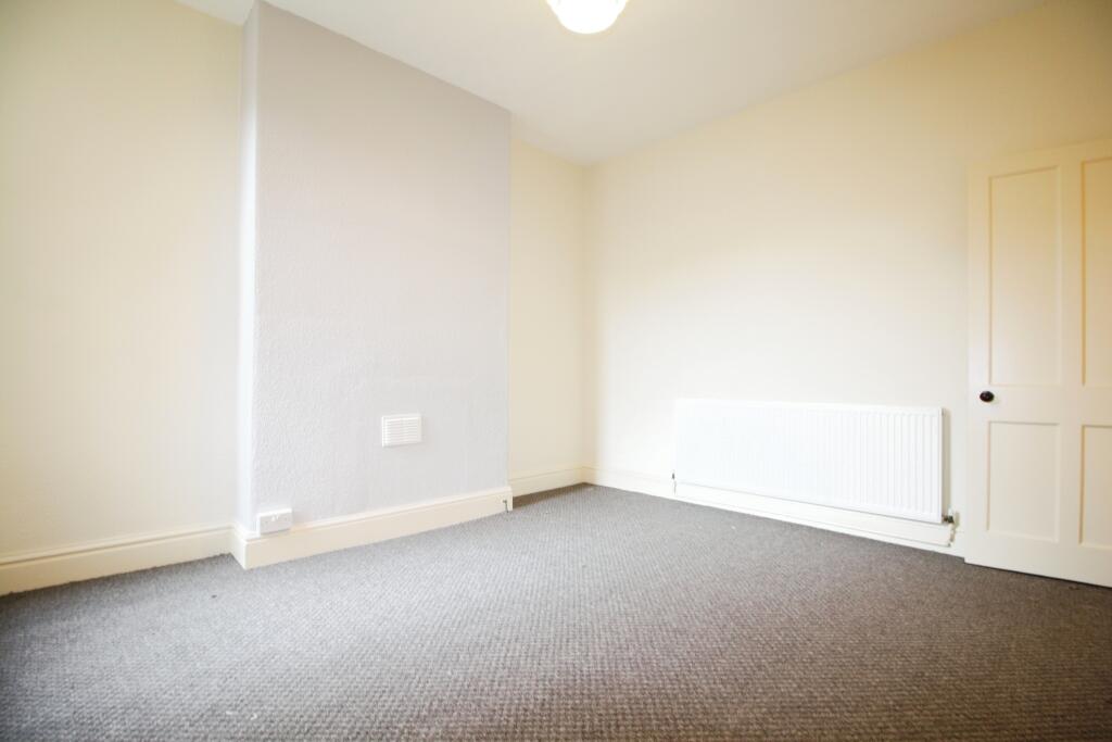 Apartment in Nottingham, Forest Fields - View 4