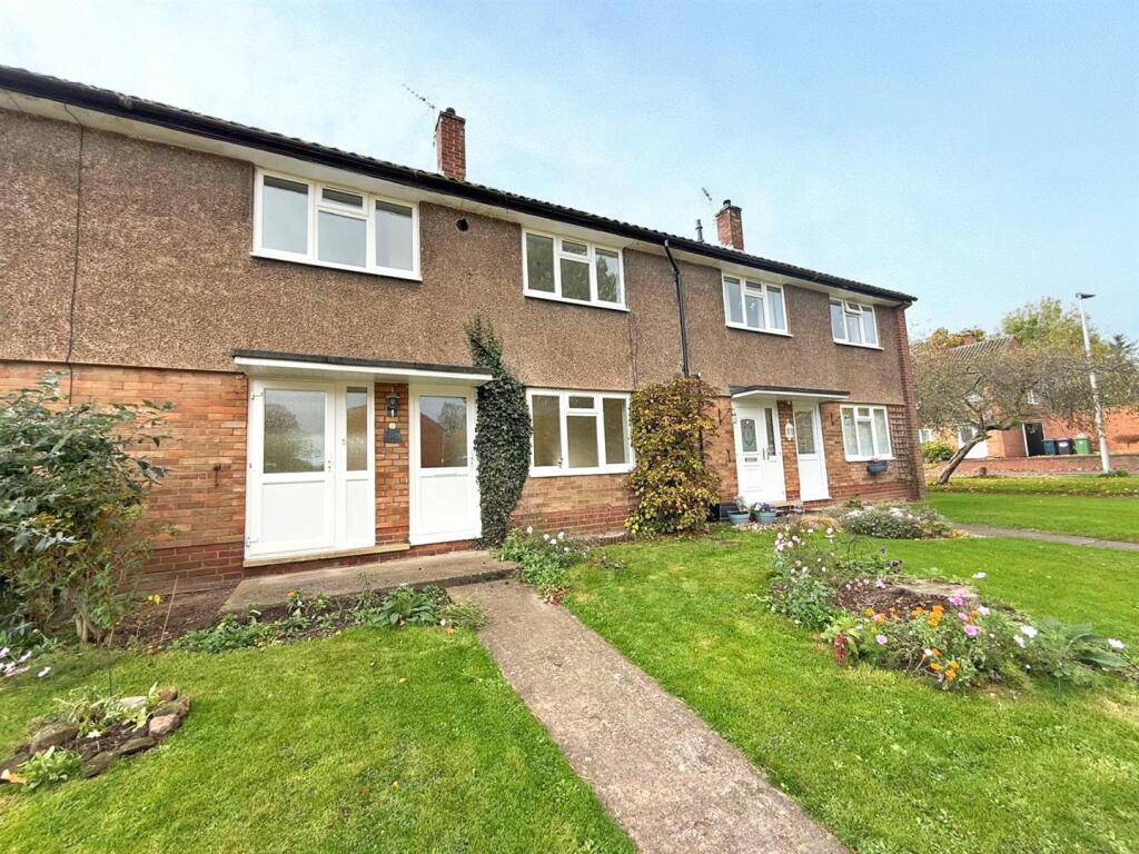 2-bed terraced on Shorncliffe Drive, Copthorne, Shrewsbury, £235,000