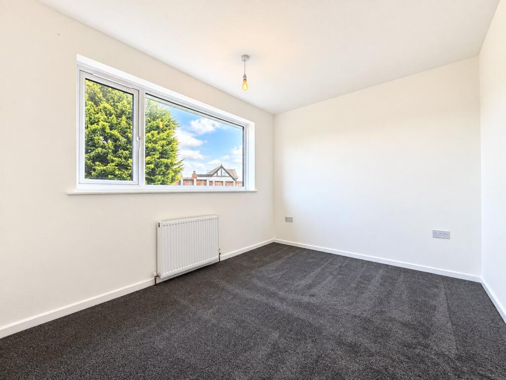 House in Leeds, Garforth - More