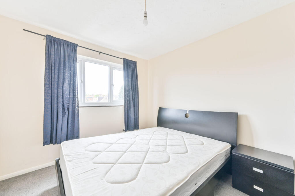 Apartment in London, Dudden Hill, Dollis Hill - More