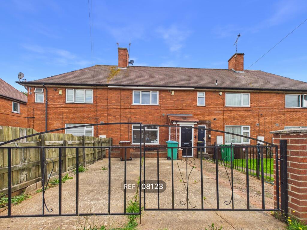 Main image of property: 99, Deepdene Way, Nottingham, NG8 6BG