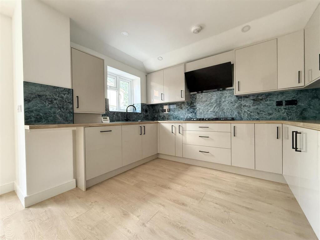 House in Leicester, Braunstone - More