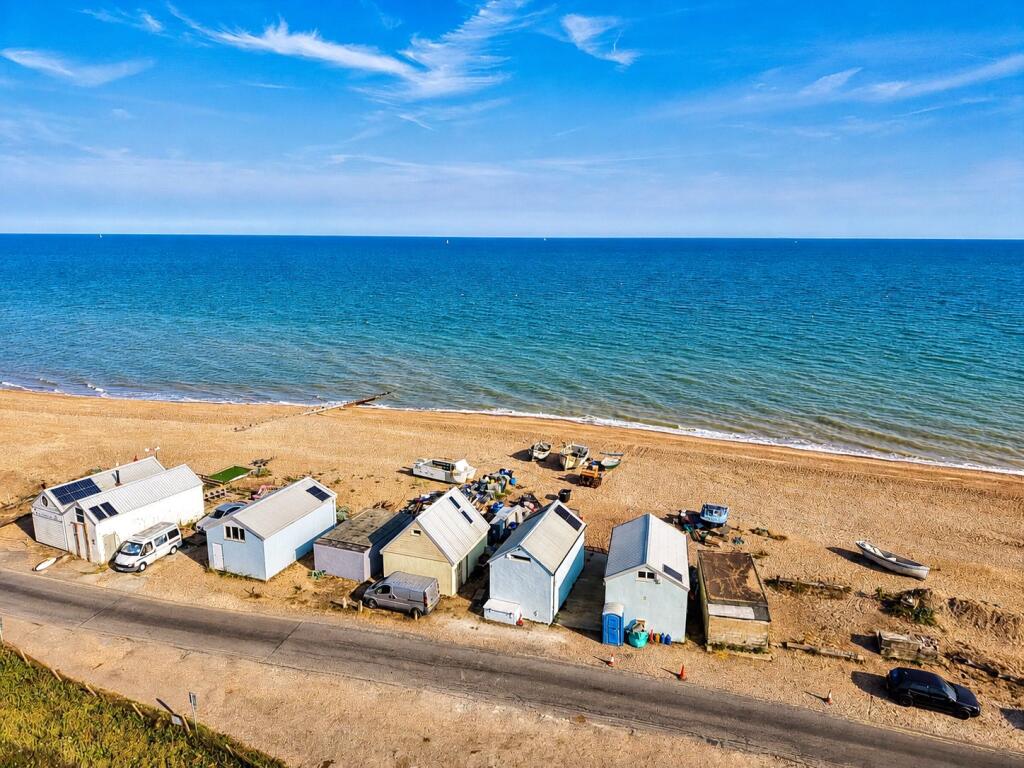 House in Bexhill-on-Sea, Cooden - View 2