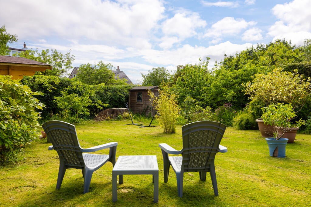 12, Dalmore Crescent, Helensburgh, Argyll And Bute photo 4