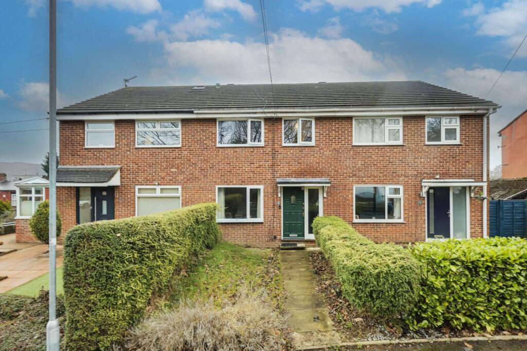 Main image of property: Broadgate Rise, Horsforth, Leeds, West Yorkshire, UK, LS18