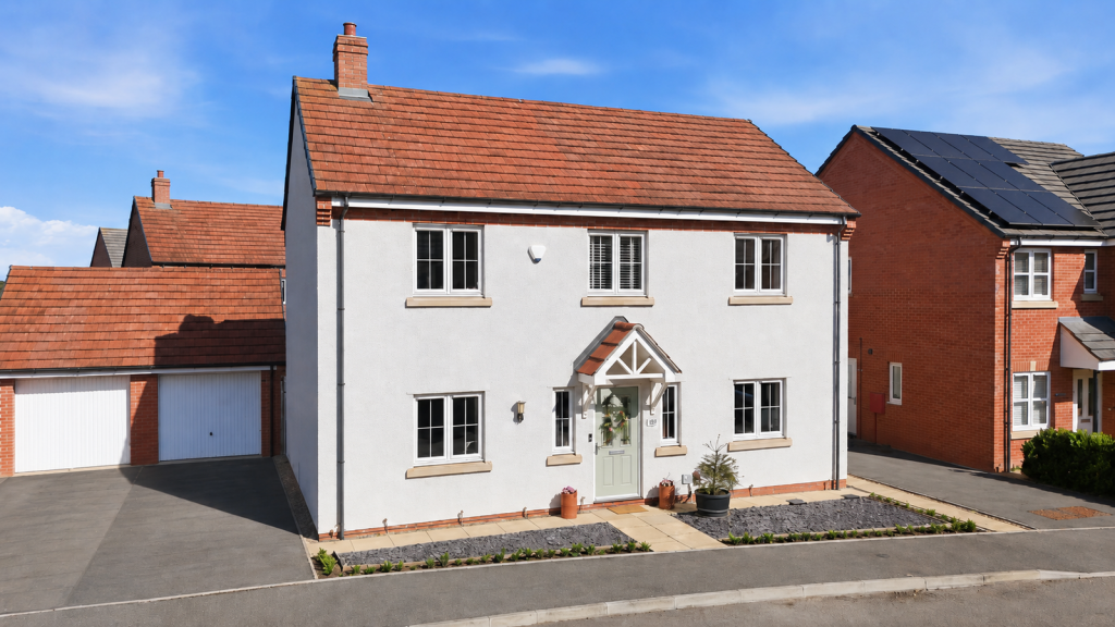 Main image of property: Horseshoe Crescent, Wellesbourne CV35 9SX