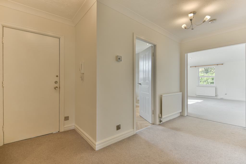Apartment in Stockport - View 2