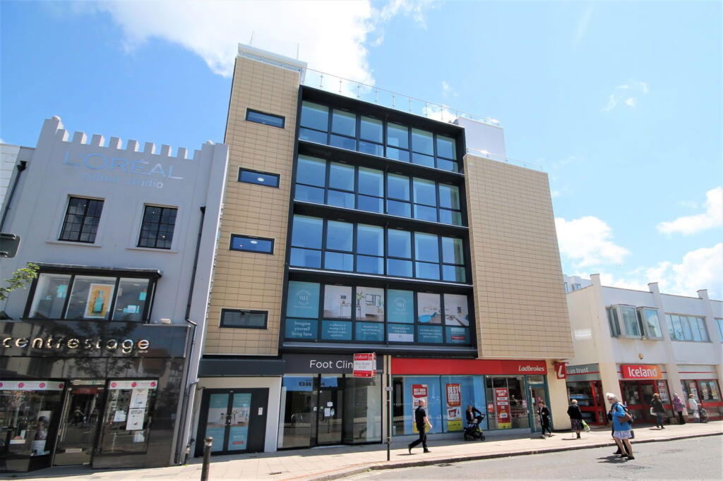 Main image of property: Worthing House, South Street, Worthing, BN11 3AE