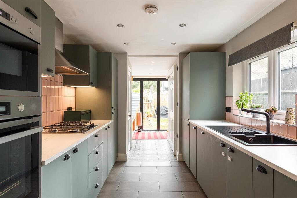 House in London - View 4