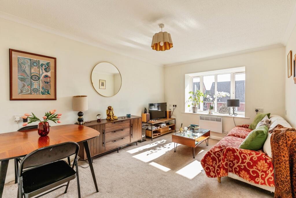 Main image of property: Clockhouse Mews, BRISTOL, Avon, BS20