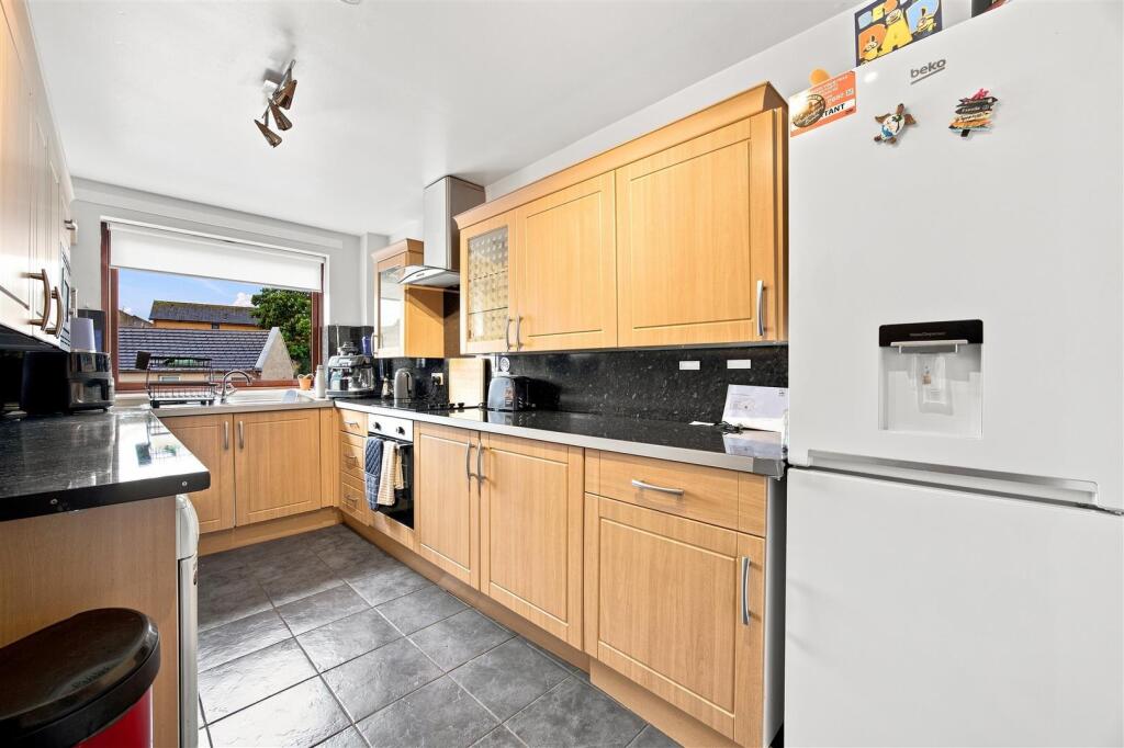 Apartment in Glasgow - More
