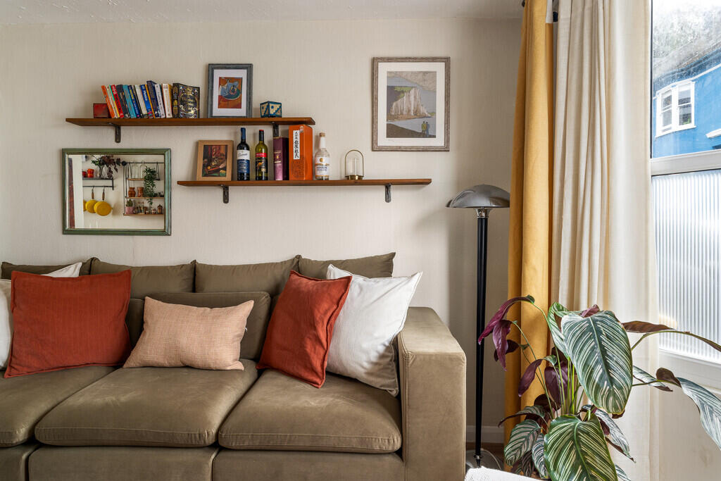 House in Brighton - More