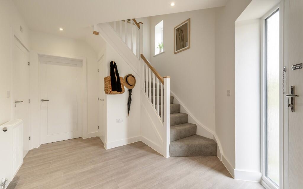 Ashby Road, Daventry, NN11 8JZ - More