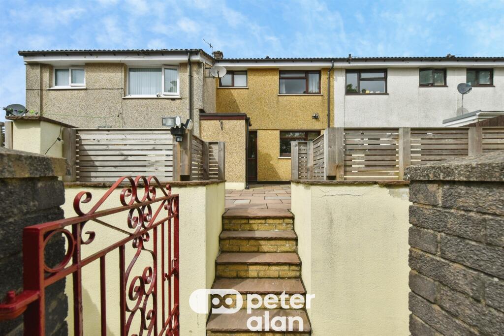 House in Tredegar, Rhymney - View 2