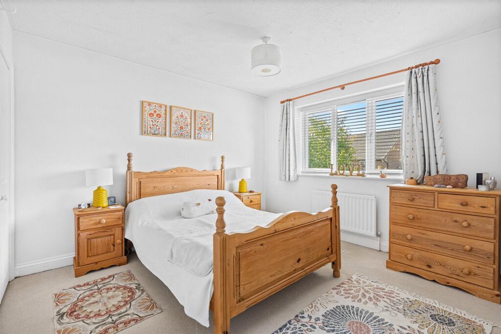 House in Cherwell, Deddington - More