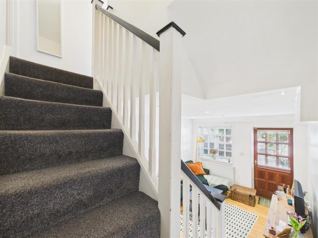 House in Stevenage - More