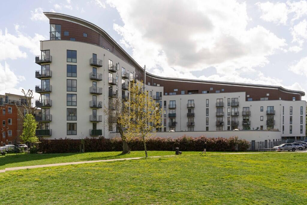 Main image of property: Alscot Road, London, SE1