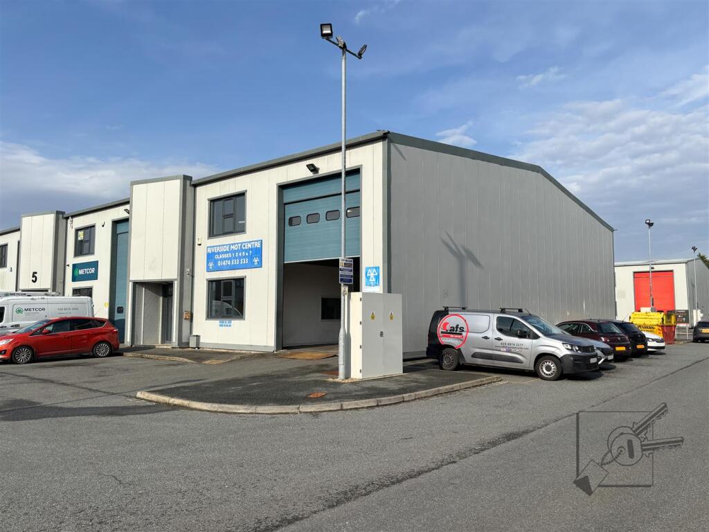 Main image of property: Dering Way, Gravesend