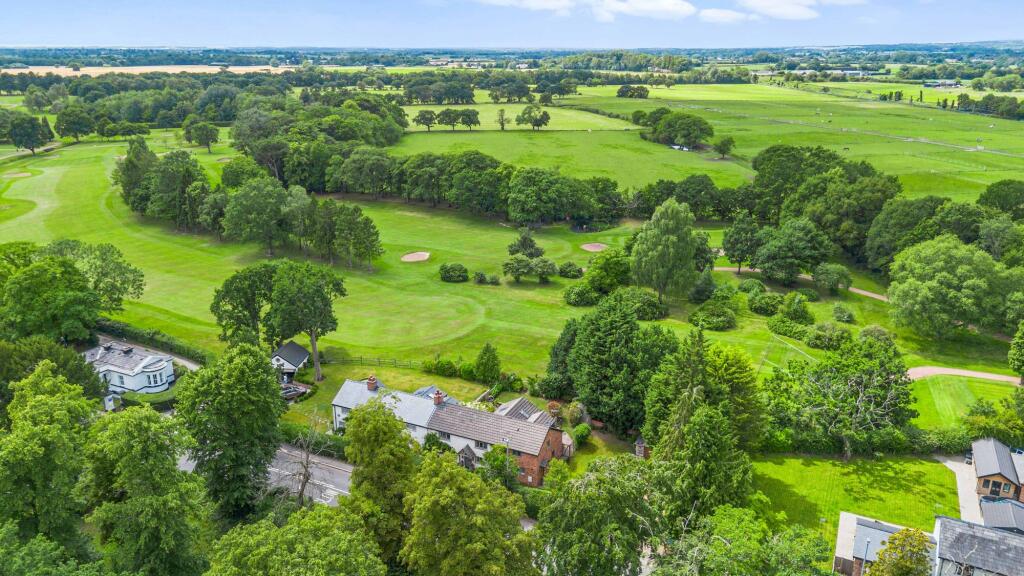 Broseley Lane, Culcheth, WA3 photo 4