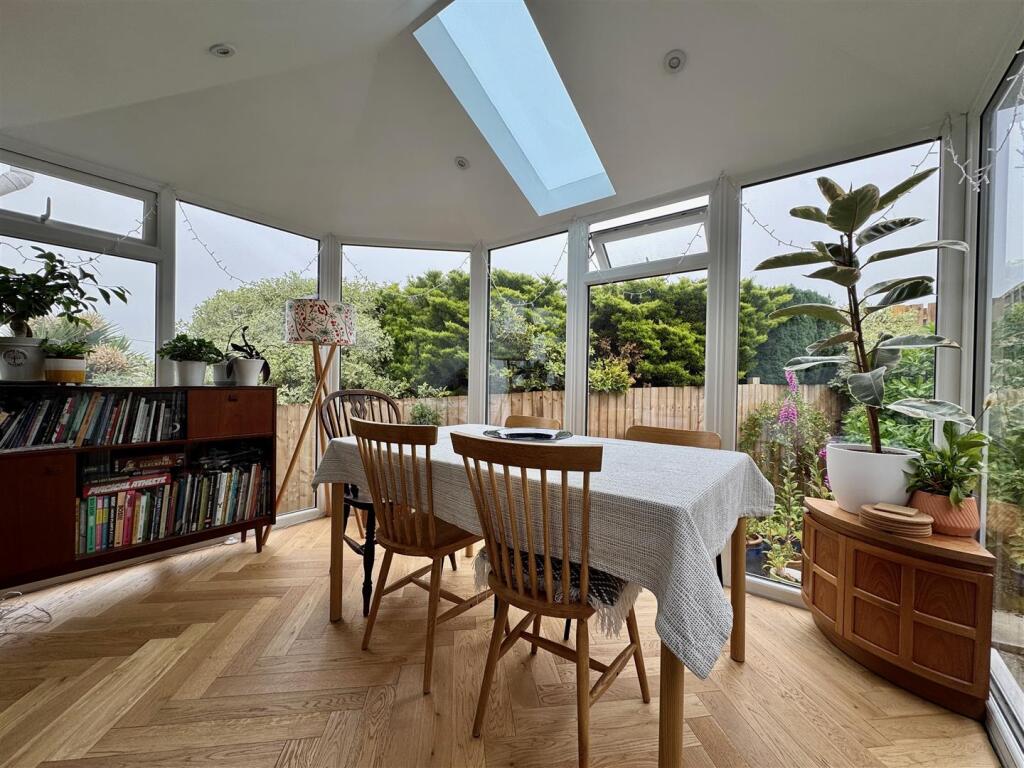 House in Plymouth - View 5