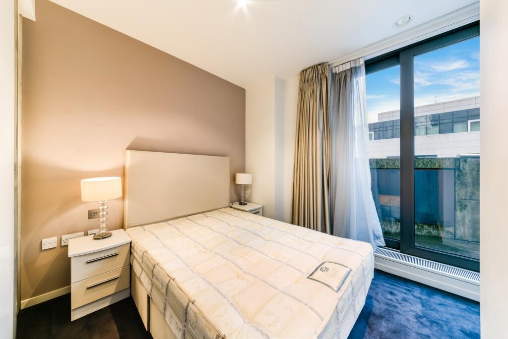 Apartment in London - View 4