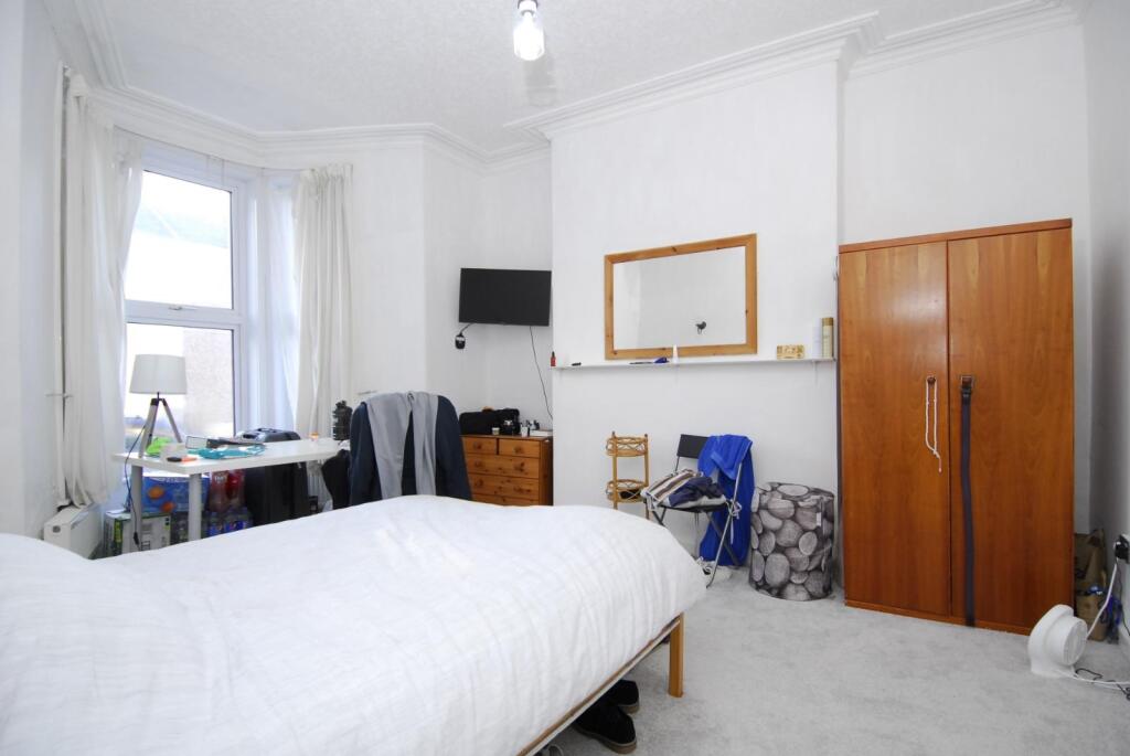 House in Plymouth - View 5
