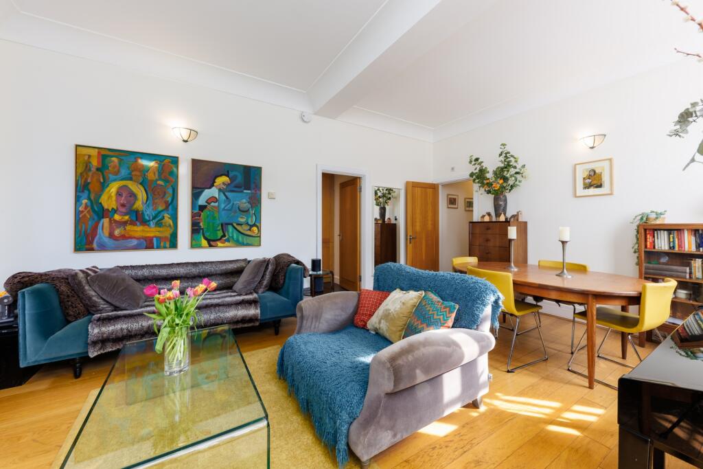 Main image of property: New Riverhead, Rosebery Avenue, London, EC1R