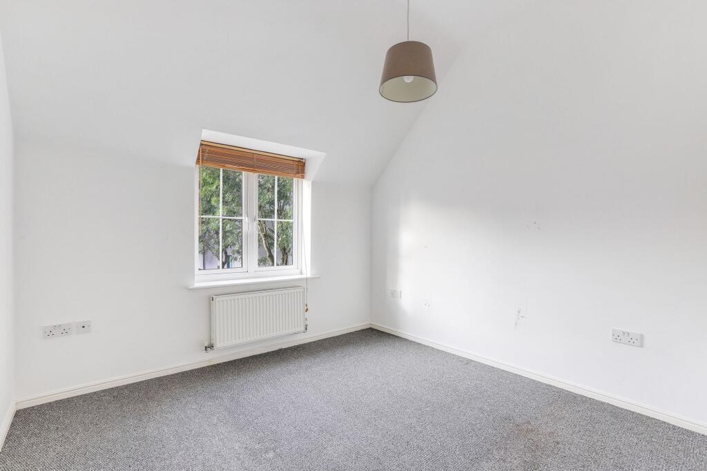 House in Nottingham, Chilwell - More