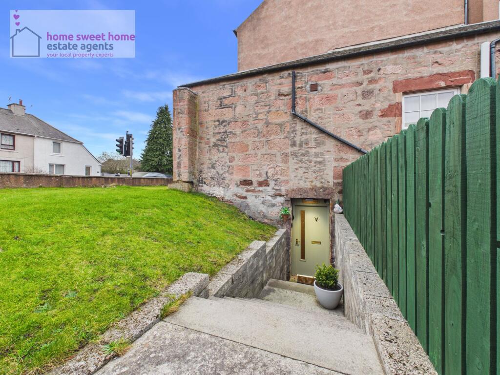 1-bed flat on Lochalsh Road, Inverness, IV3, £110,000