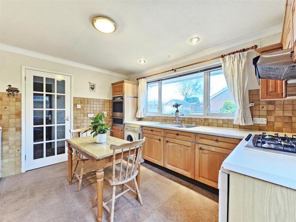 West End, Calverton, Nottingham photo 4
