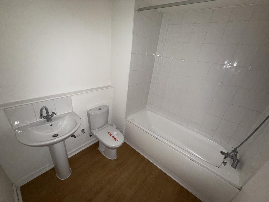 Apartment 906, Marco Island, Huntingdon Street, Nottingham, Nottinghamshire NG1 1AT - View 6