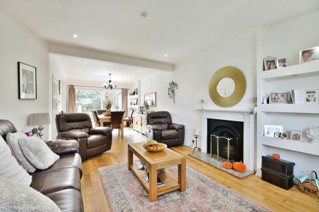 House in London - View 3