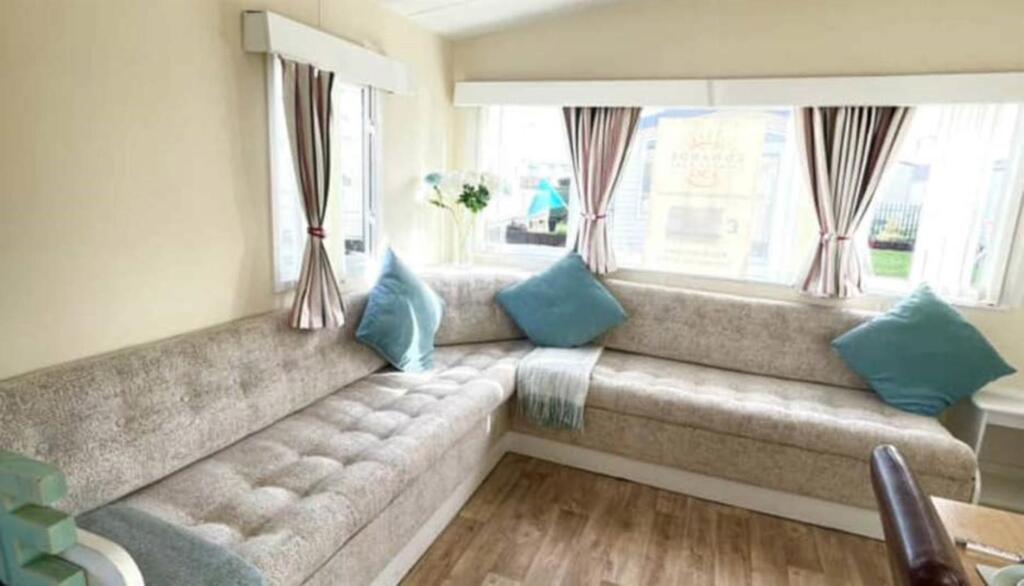 Gaingc road, Towyn - View 3
