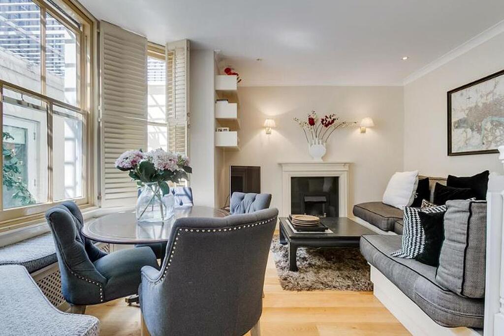 Main image of property: Queens Gate Place South Kensington London, Royal Borough of Kensington and Chelsea