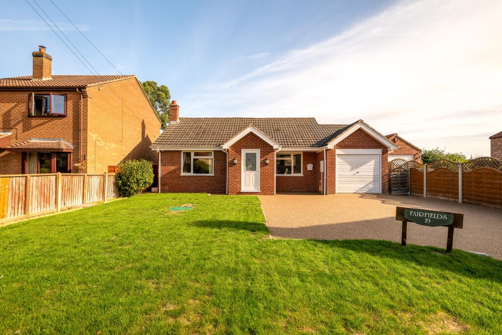 House in North Kesteven, Little Hale - View 3